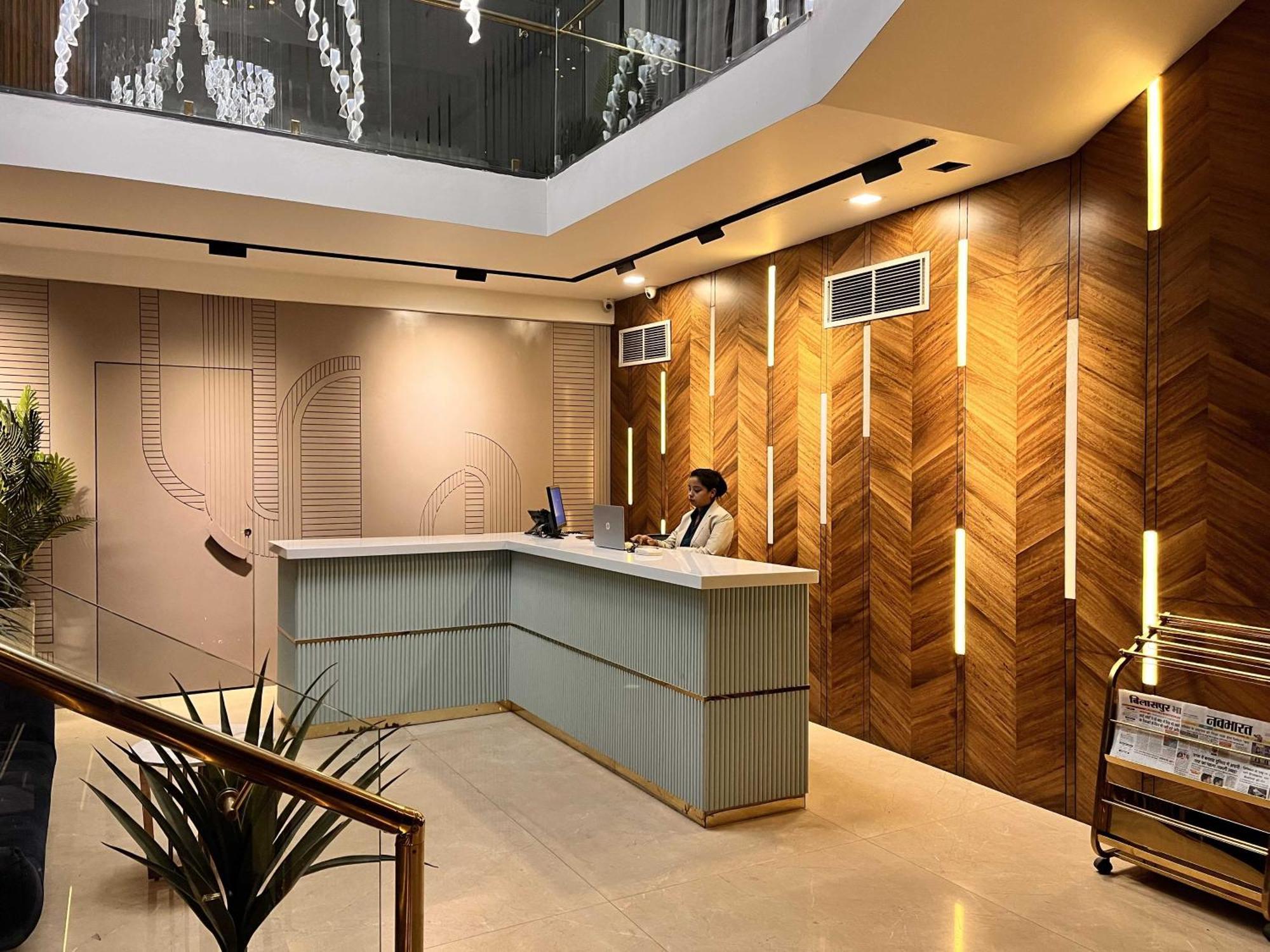 Motel Bilaspur City Luaran gambar