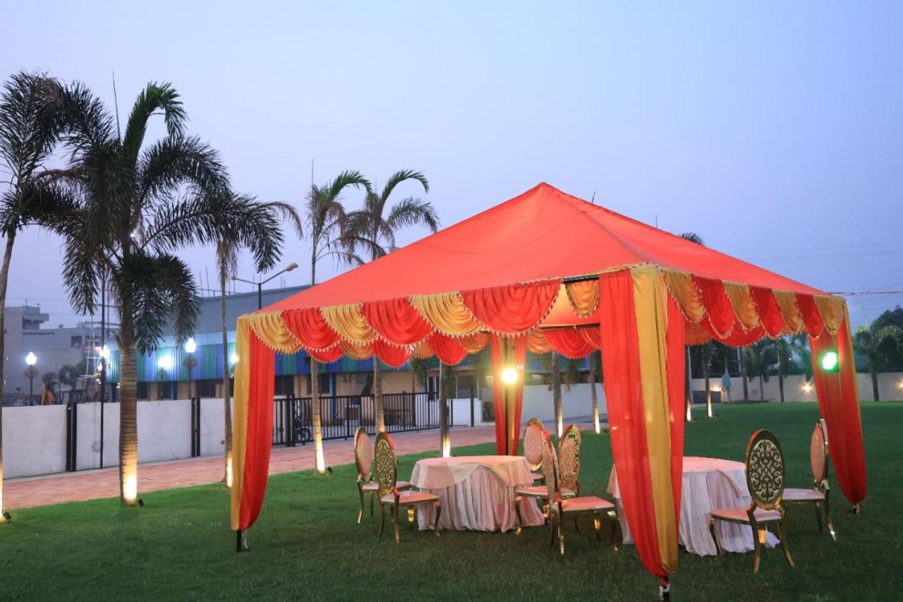 Motel Bilaspur City Luaran gambar