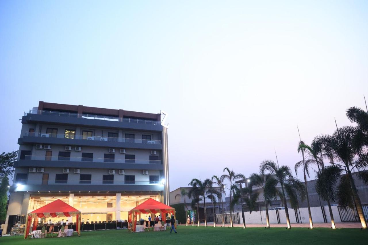 Motel Bilaspur City Luaran gambar